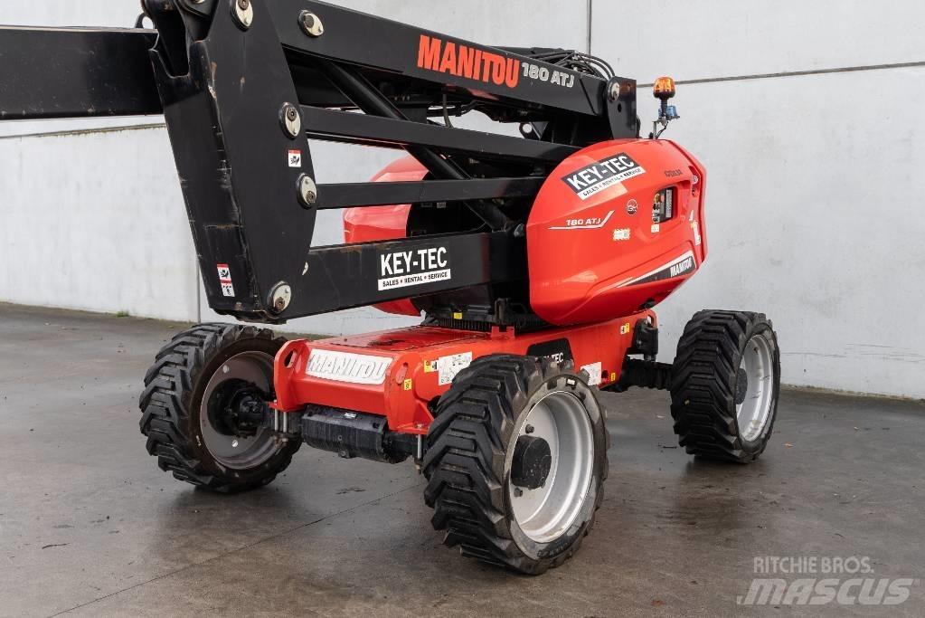 Manitou 180 ATJ 曲臂高空作業車