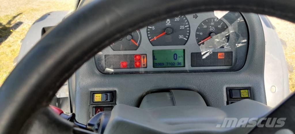 Valtra S 260 曳引機