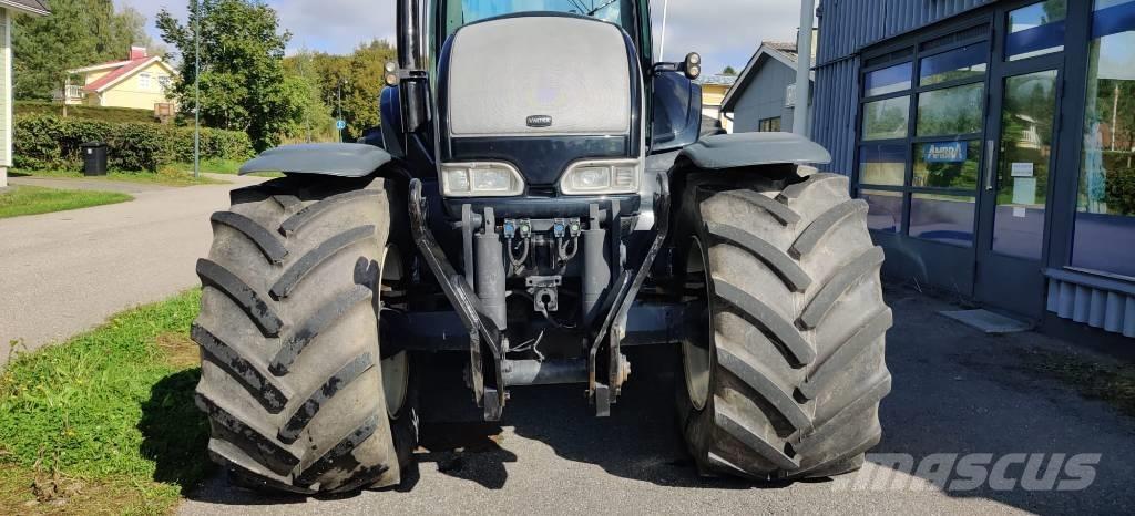 Valtra S 260 曳引機