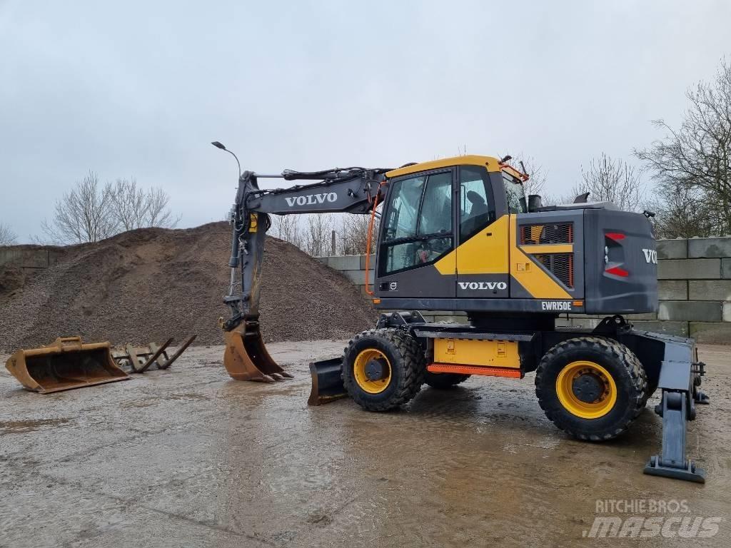 Volvo EWR 150 E 旋轉式挖土機/掘鑿機/挖掘機