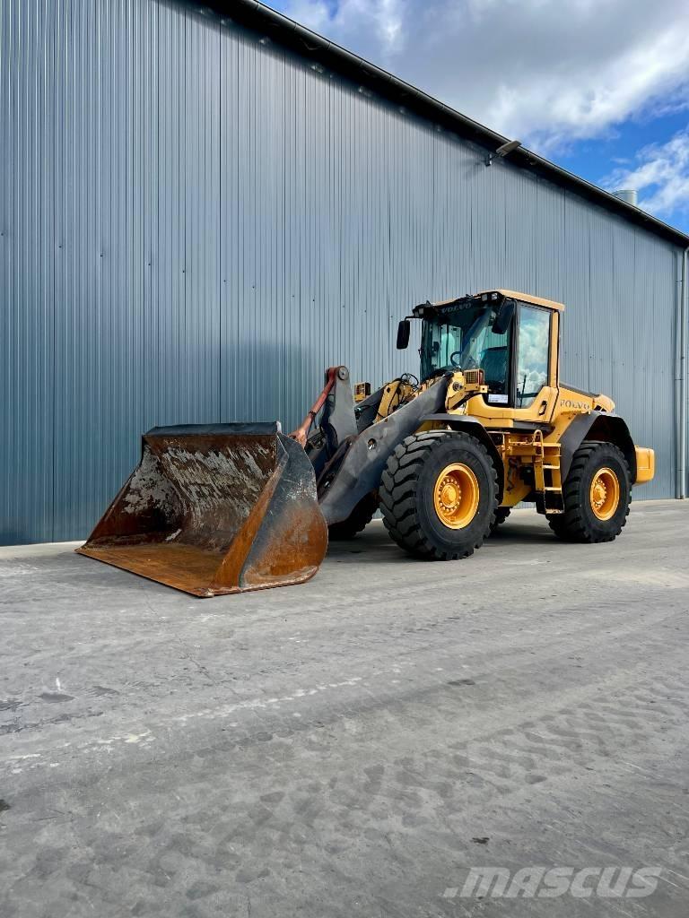 Volvo L90F 輪胎式裝載機