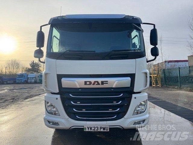 DAF CF 450 平板 / 絞盤 卡車