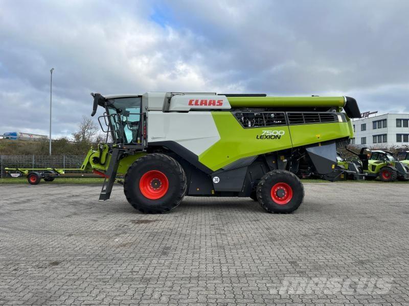 CLAAS LEXION 7500 聯合收穫機