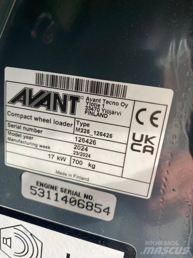 Avant 225 其他地面照料機械