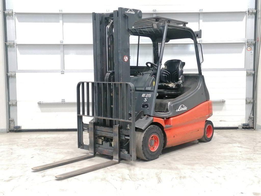 Linde E25-03 電動堆高機