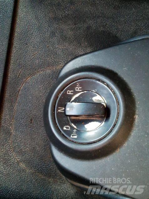 MAN TGL 8.220 貨箱式卡車
