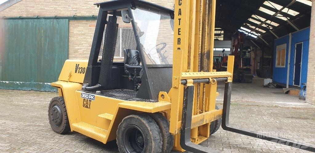 CAT 12000 KG 柴油卡車