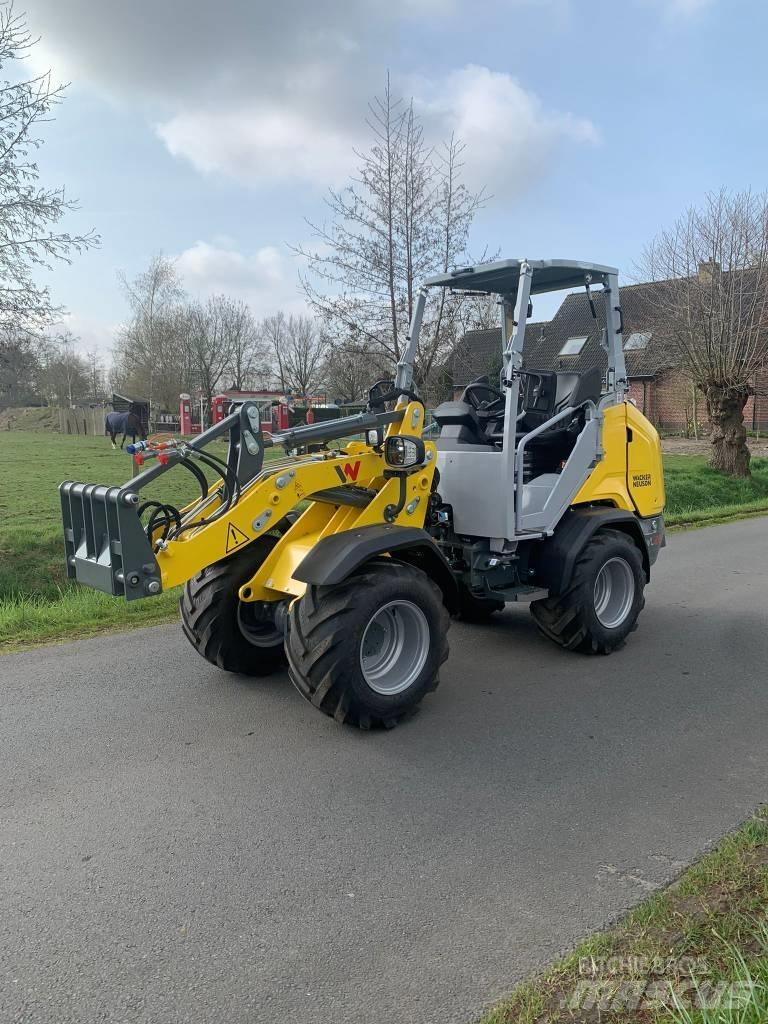 Wacker Neuson WL28 輪胎式裝載機