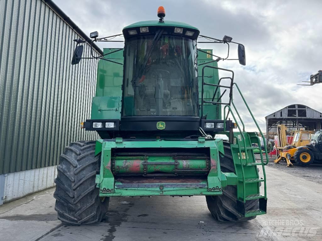 John Deere 1550 WTS 聯合收穫機
