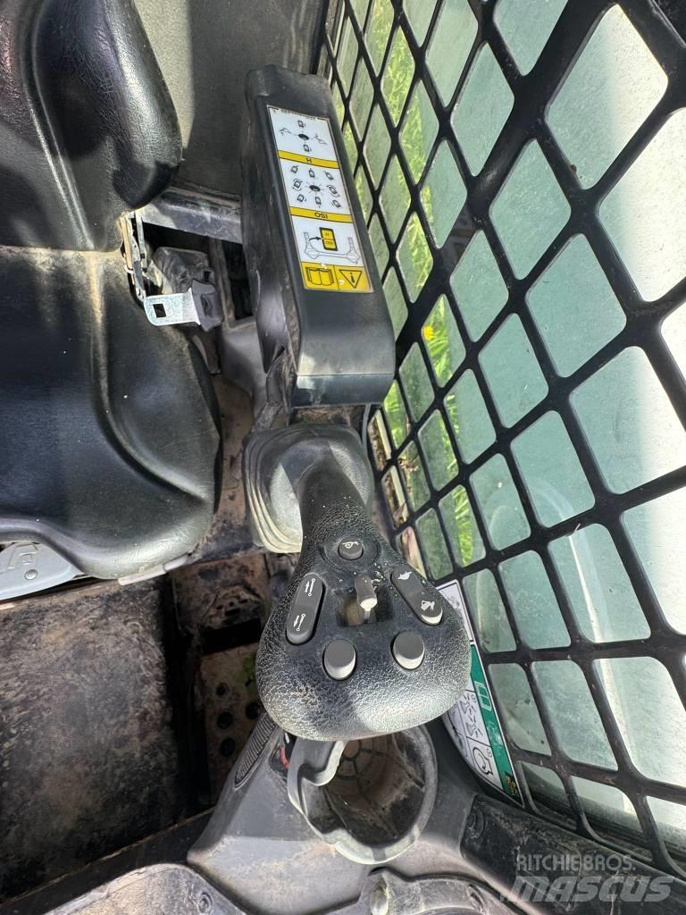 Bobcat S 570 滑移轉向裝載機