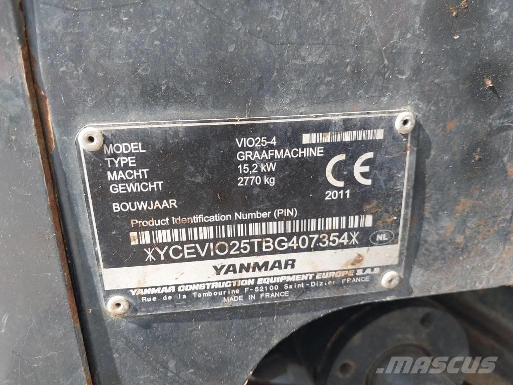 Yanmar Vio 25-4 小型挖土機/掘鑿機<7t(小型挖掘機)