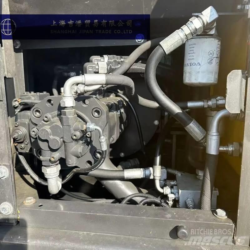Volvo EC 150 履帶式 挖土機/掘鑿機/挖掘機