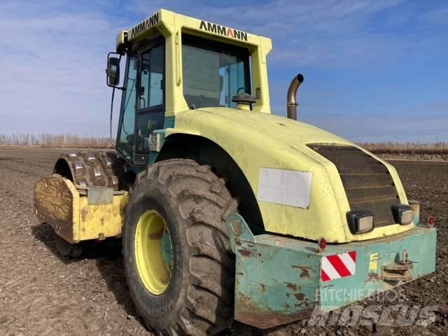 Ammann ASC 150 PD 單輪滾壓機