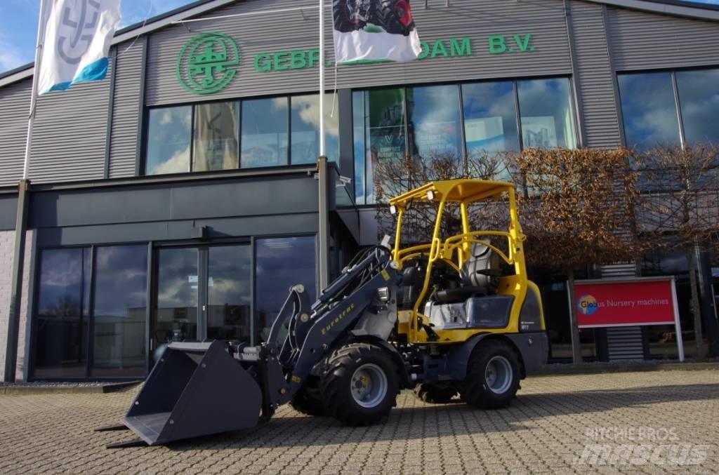 Eurotrac W11 輪胎式裝載機