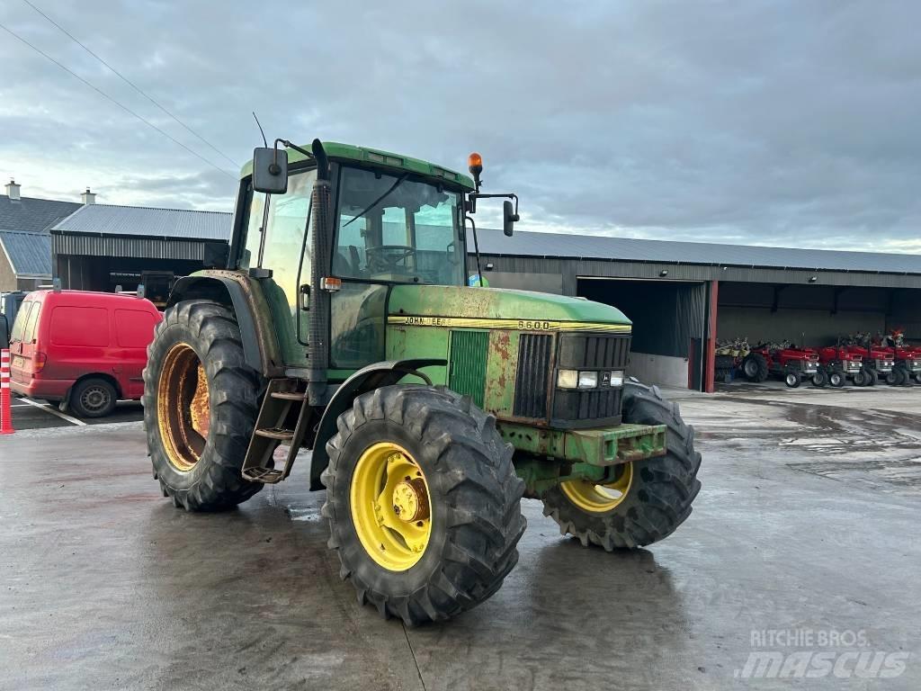 John Deere 6600 曳引機