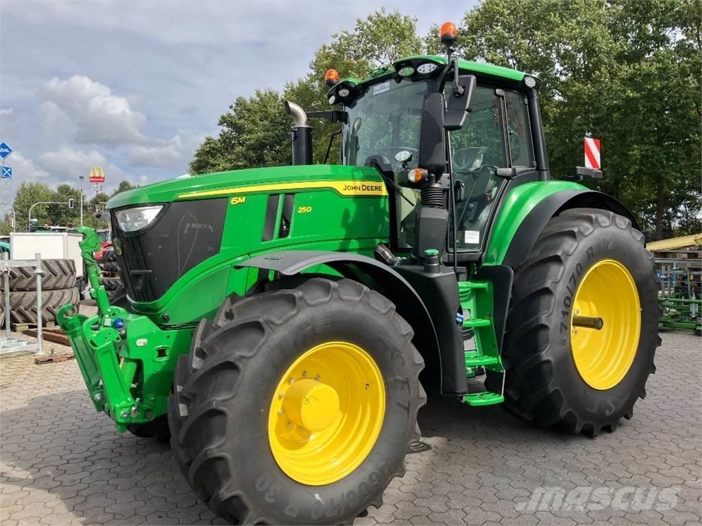 John Deere 6M250 曳引機