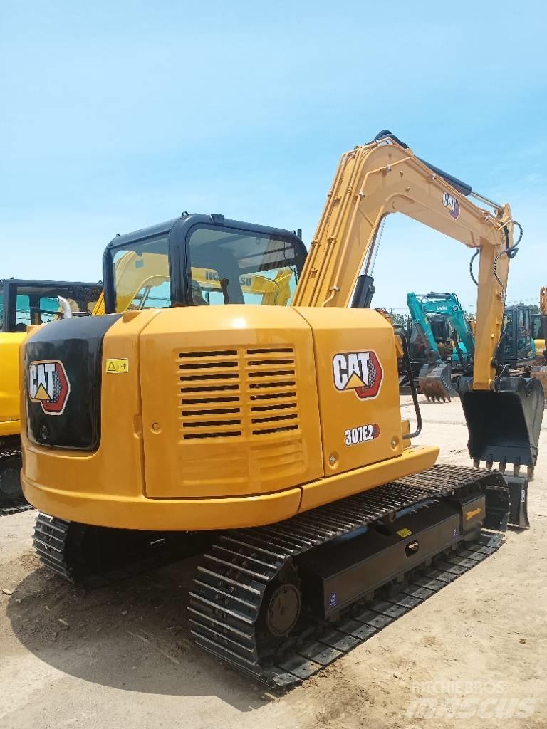 CAT 307E2 中型挖土機/掘鑿機/挖掘機 7t-12t