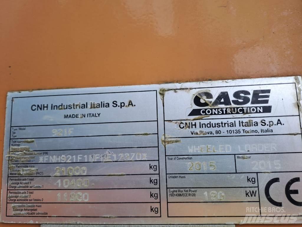 CASE 921 F 輪胎式裝載機