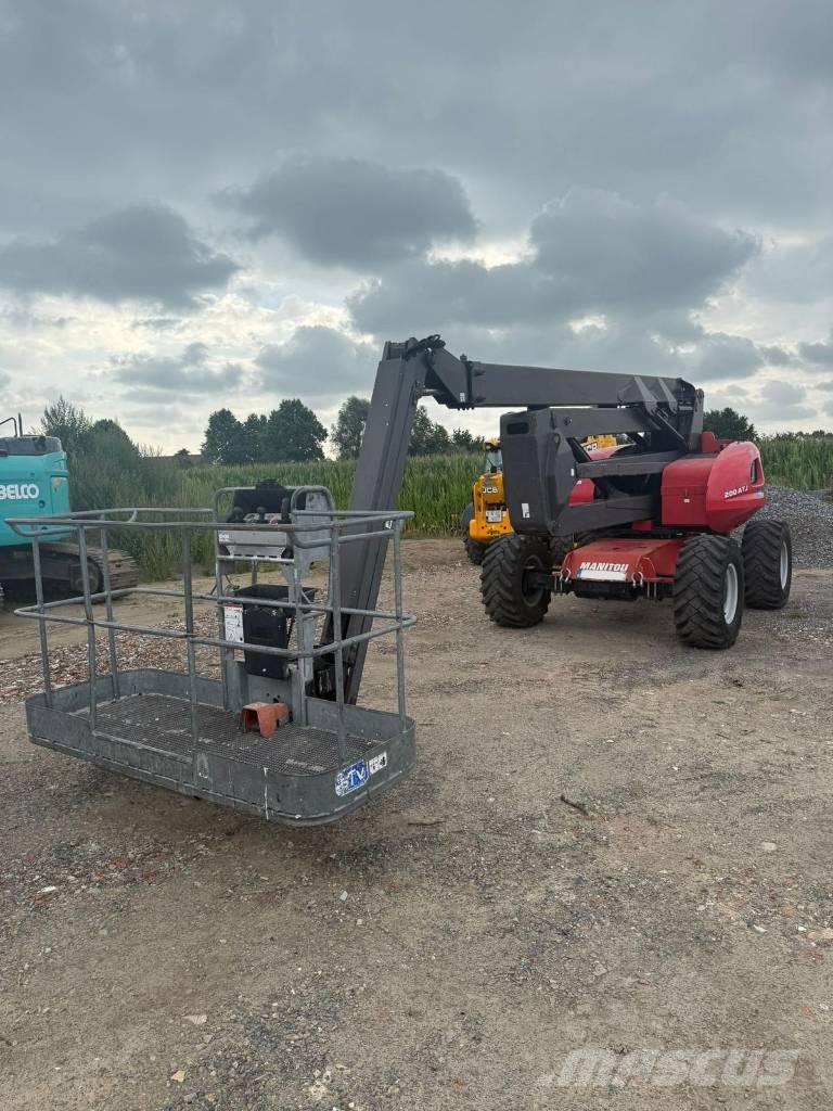 Manitou ATJ 200 曲臂高空作業車