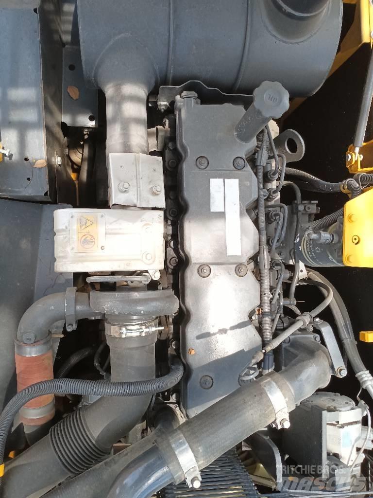 Komatsu PC 200 履帶式 挖土機/掘鑿機/挖掘機