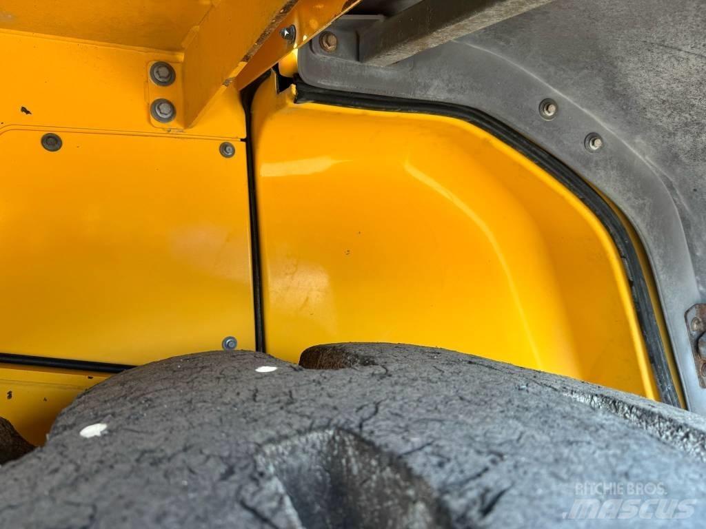 Volvo L 120 H 輪胎式裝載機