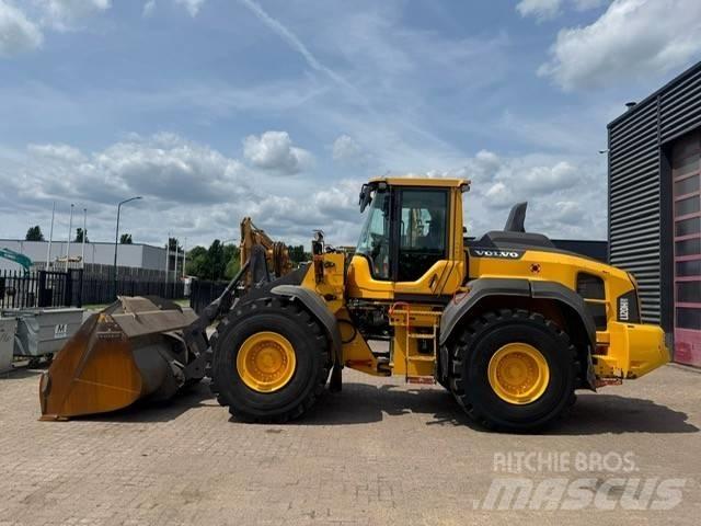 Volvo L 120 H 輪胎式裝載機