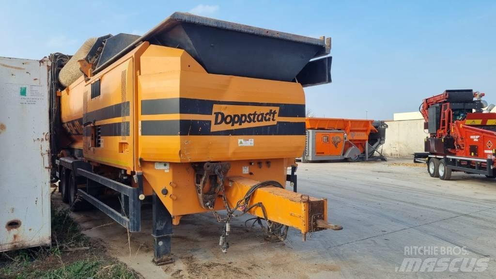 Doppstadt SM 620 礦石篩