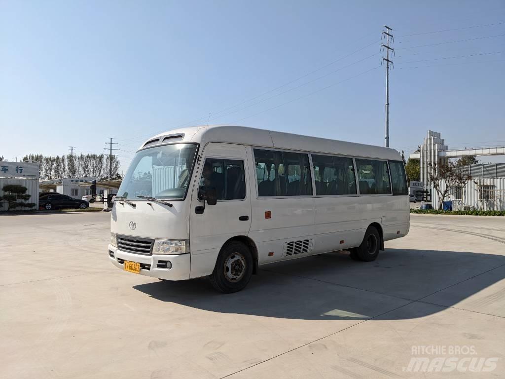 Toyota Coaster 公路客運汽車