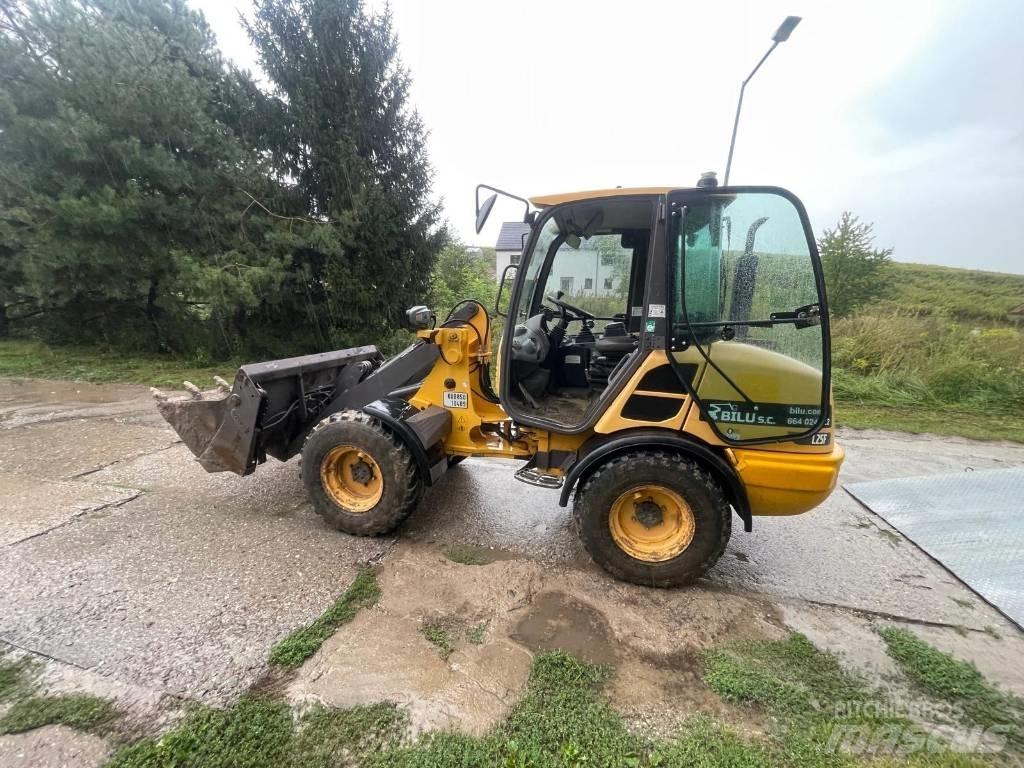 Volvo L 25 輪胎式裝載機