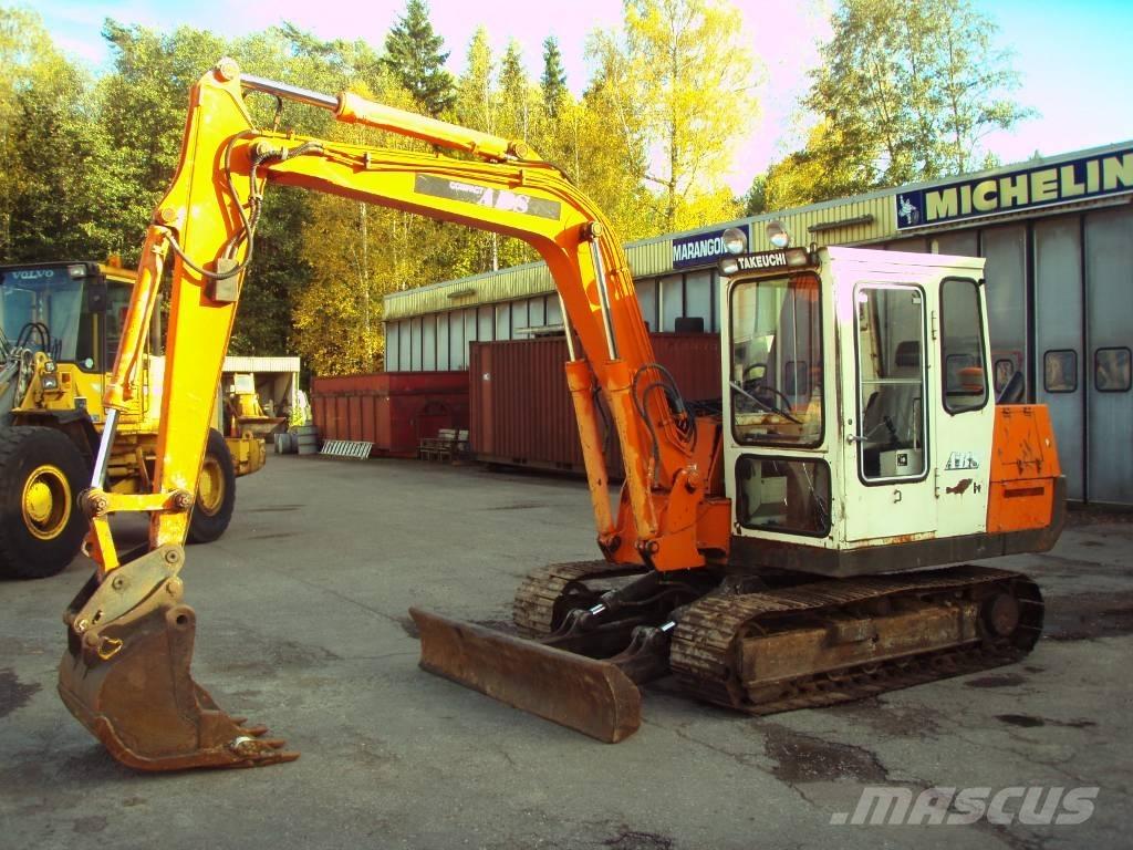 Takeuchi TB 68 S 小型挖土機/掘鑿機<7t(小型挖掘機)