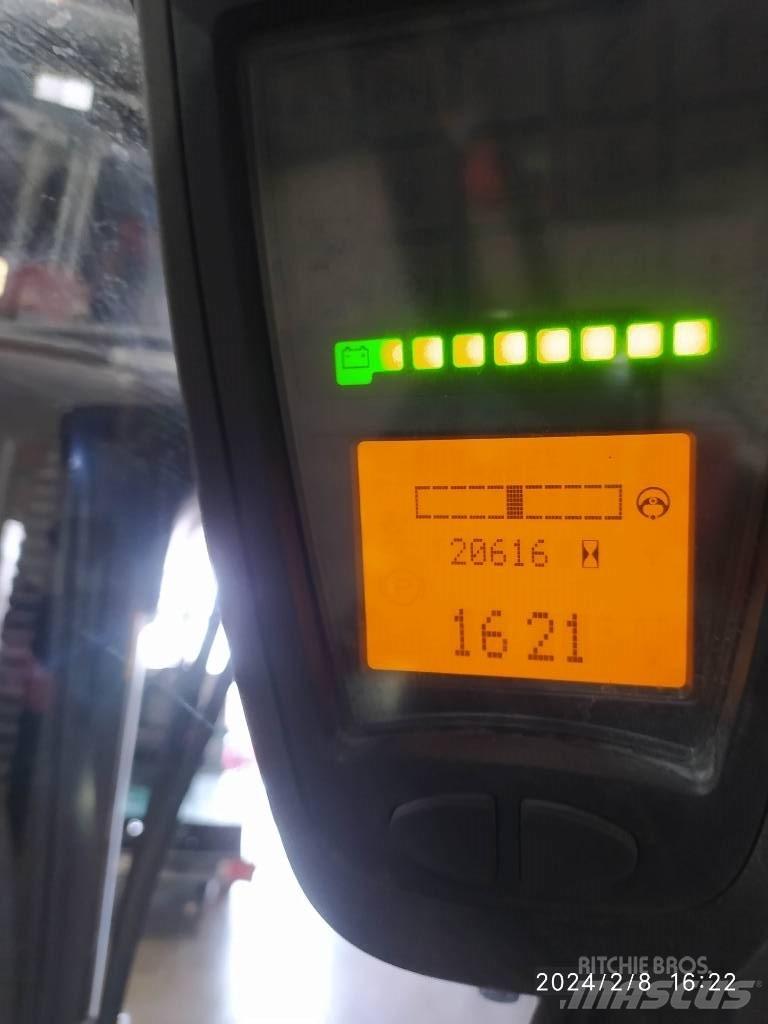 Linde E30/600 電動堆高機