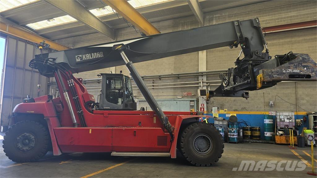 Kalmar DRG450-65S5 前伸型堆積機