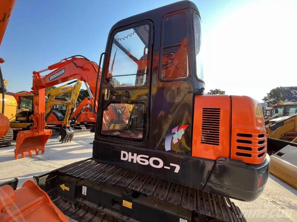 Doosan DH 60-7 小型挖土機/掘鑿機<7t(小型挖掘機)