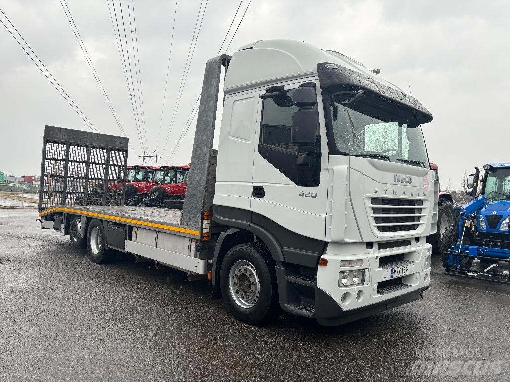 Iveco Stralis 420 平板式/側卸式卡車