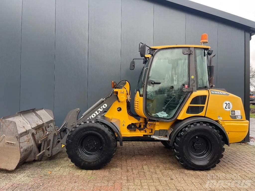 Volvo L25f 輪胎式裝載機