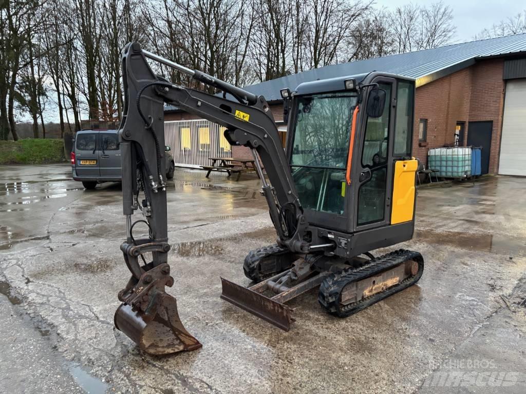 Volvo EC 20 E 小型挖土機/掘鑿機<7t(小型挖掘機)