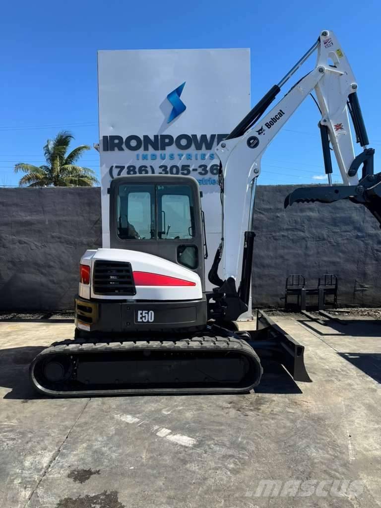 Bobcat E 50 小型挖土機/掘鑿機<7t(小型挖掘機)