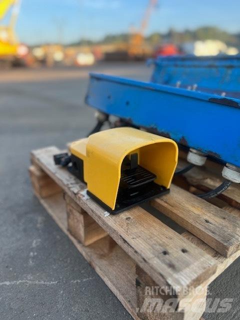 Genie STEROWANIE 伸縮臂高空作業車