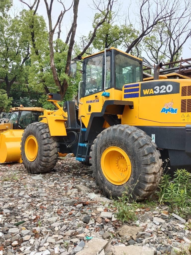 Komatsu WA 320-5 輪胎式裝載機