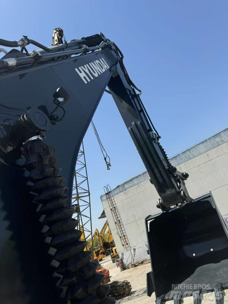 Hyundai R220LC-9S 履帶式 挖土機/掘鑿機/挖掘機