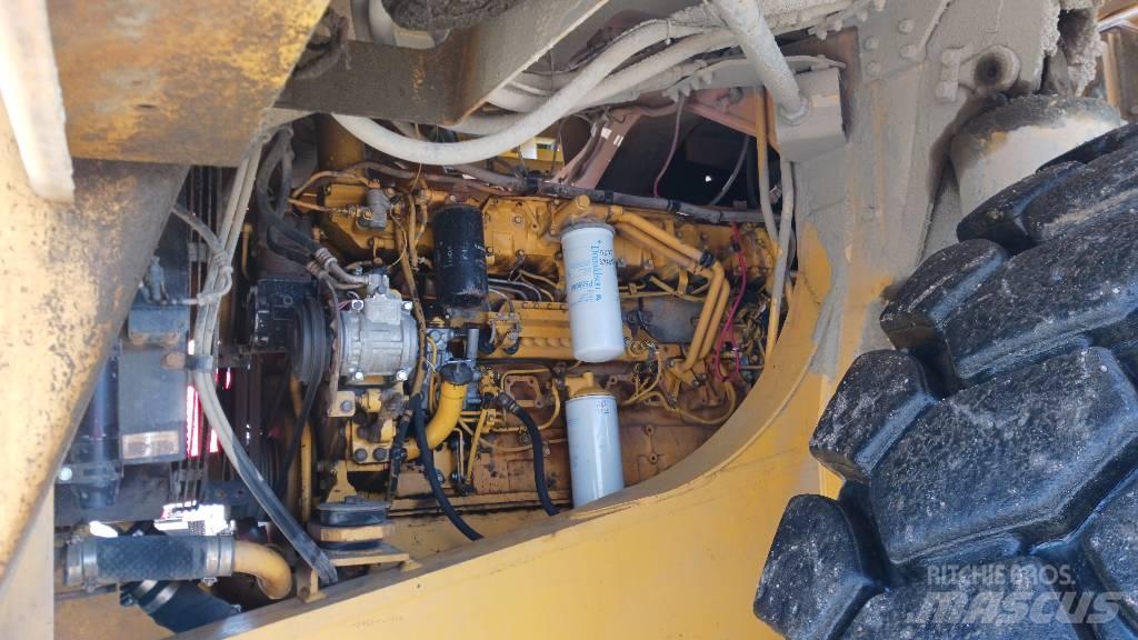 Komatsu 405 剛性傾卸卡車