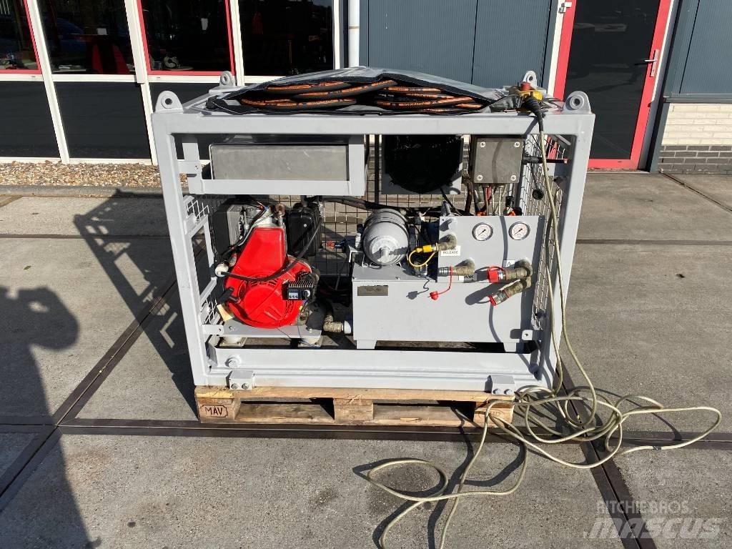 Lombardini Powerpack 地架式半拖車
