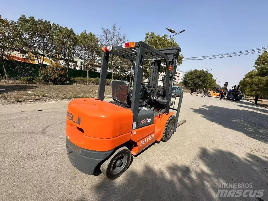 Heli CPC 30 柴油卡車