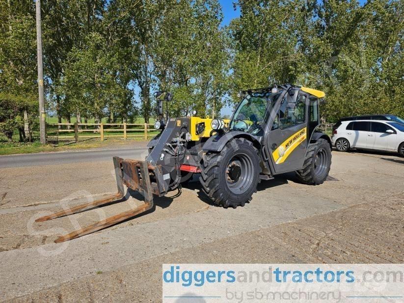 New Holland TH6.28 伸縮臂操作車
