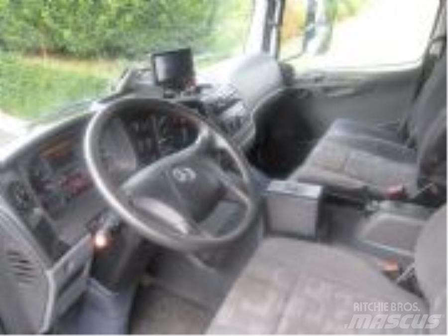 Mercedes-Benz Axor 垃圾車