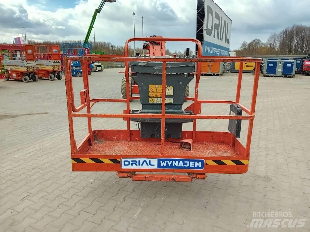 JLG M 600 JP 曲臂高空作業車