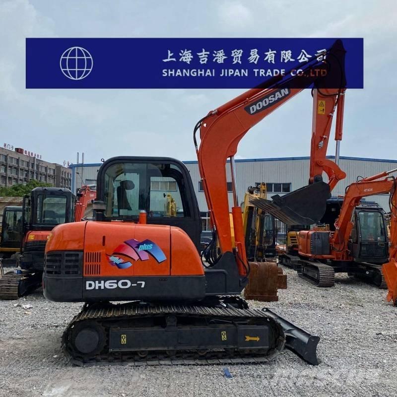 Doosan DH 60-7 小型挖土機/掘鑿機<7t(小型挖掘機)