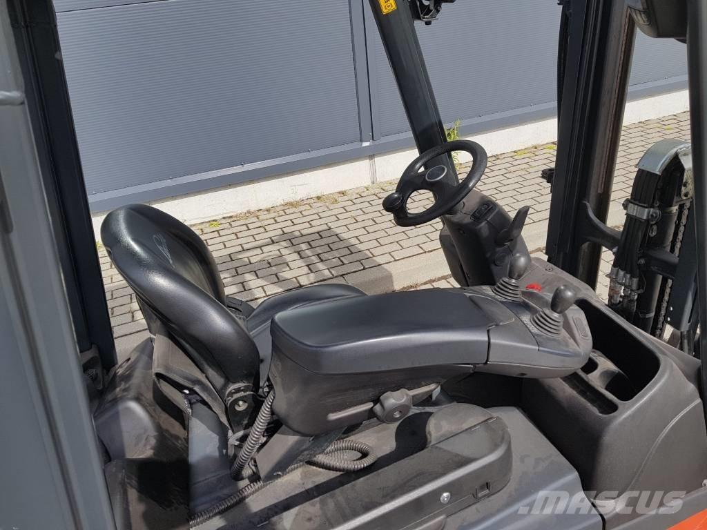 Linde E16C 電動堆高機