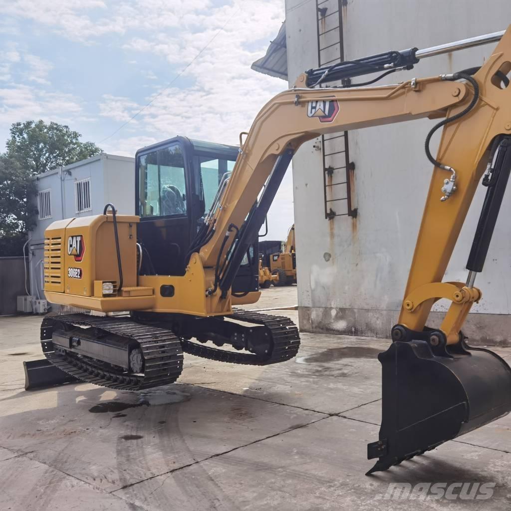 CAT 306E2 小型挖土機/掘鑿機<7t(小型挖掘機)