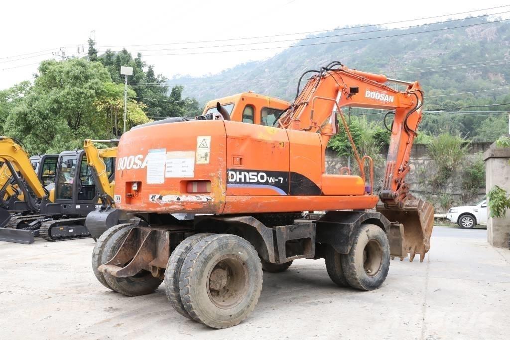 Doosan DH 150 W-7 旋轉式挖土機/掘鑿機/挖掘機
